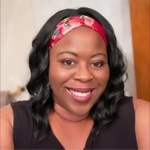 Meet your Posher, Lyndee